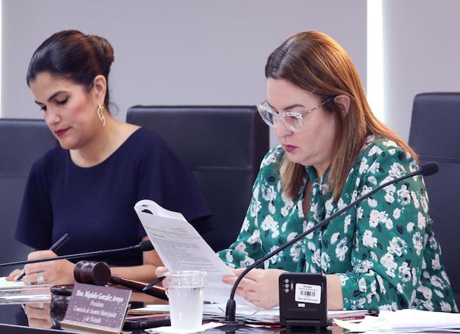 Comisión senatorial cuestiona ..